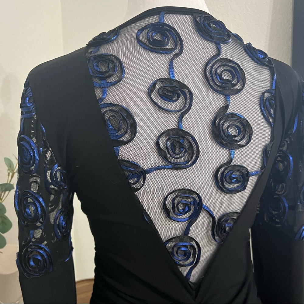Complete Outfit, Blouse and Skirt - S/M - Picture 12 of 15